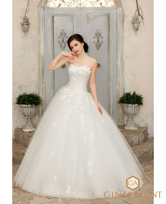 いま銀座の会員制高級クラブに、未だかつてないほどの怒涛の採用ラッシュが押し寄せようとしている!