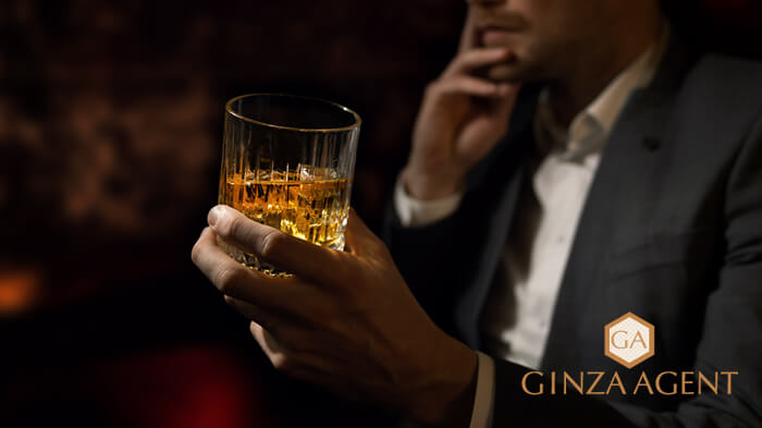 お客様が二極化しているとはどうゆうことですか?