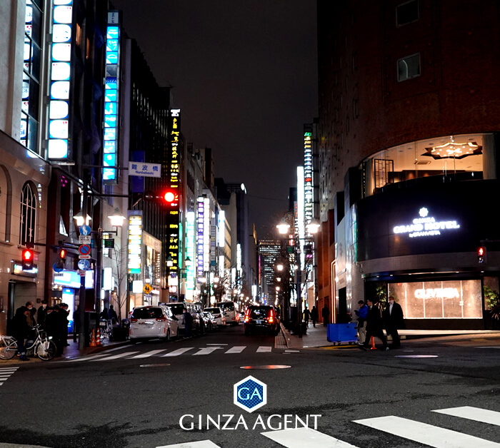 見慣れた並木通り8丁目交差点