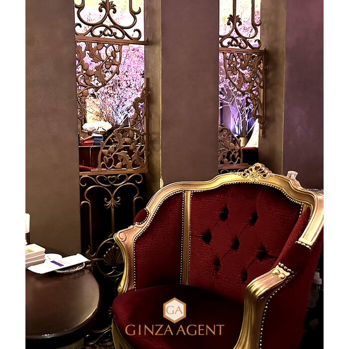 銀座ファーストクラブ(GINZA FIRST CLUB)は銀座8丁目にある会員制のクラブ