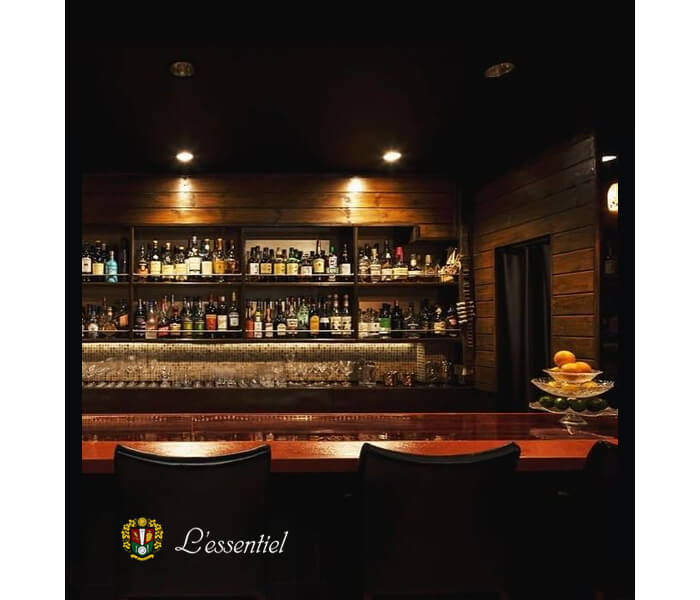 Bar L'essentiel
銀座 バー・レサシエル