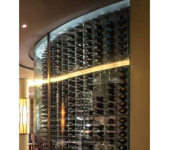 銀座の高級クラブに「シャトー・ペトリュス」はラインナップされていますか?